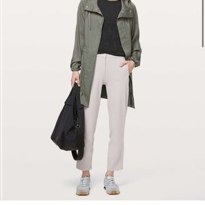 Lululemon On the Move pant